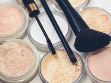 Embarking on a new product launch in the cosmetic industry can be both exhilarating and nerve-wracking. Whether you're a seasoned veteran or a budding entrepreneur, adhering to specific foundational steps is crucial for success.