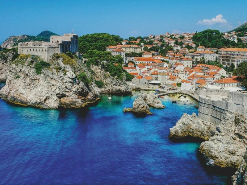 If you don’t have previous experience with chartering luxury yachts in Croatia, this expert guide will provide you with all the information you need to spend a perfect vacation on the Adriatic coast.